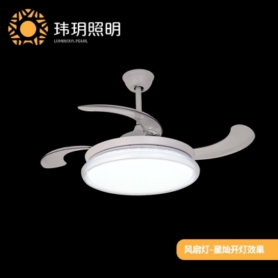 實(shí)用性較強(qiáng)，風(fēng)扇燈可以起到一物兩用的效果